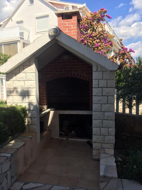 Suz-Ana Apartment Trogir Luaran gambar