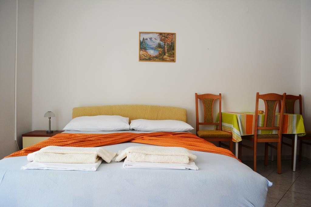 Suz-Ana Apartment Trogir Luaran gambar
