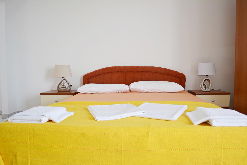 Suz-Ana Apartment Trogir Luaran gambar