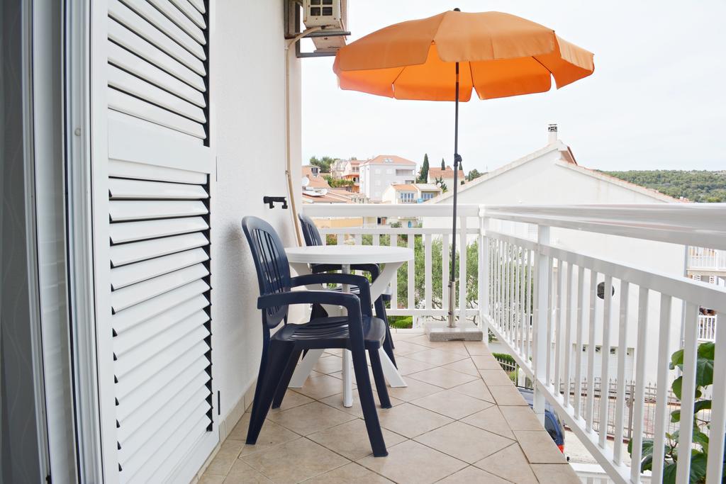 Suz-Ana Apartment Trogir Luaran gambar