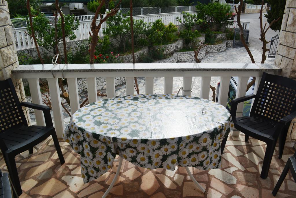 Suz-Ana Apartment Trogir Luaran gambar