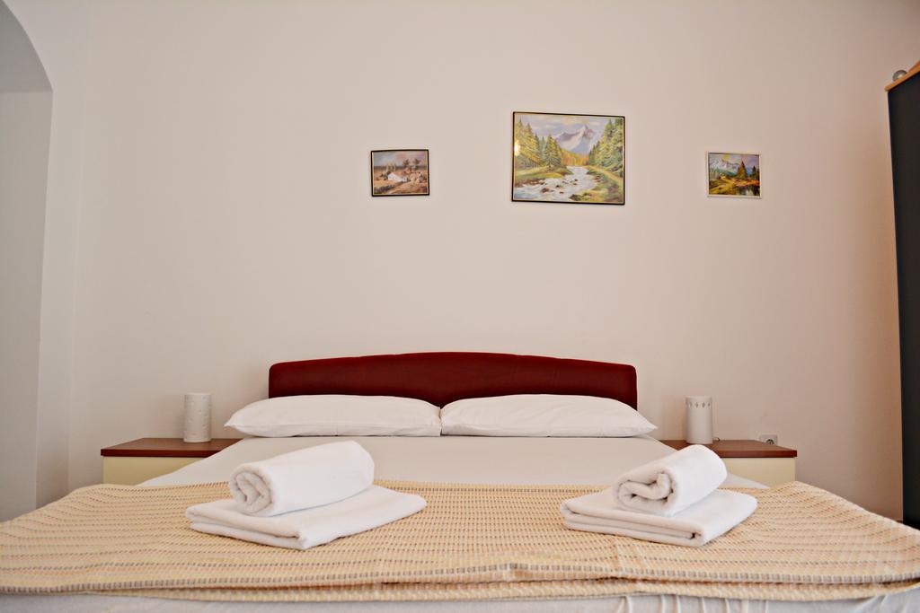 Suz-Ana Apartment Trogir Luaran gambar