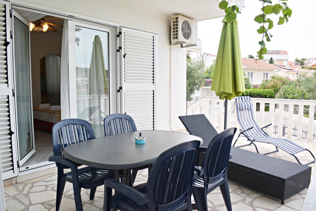 Suz-Ana Apartment Trogir Luaran gambar